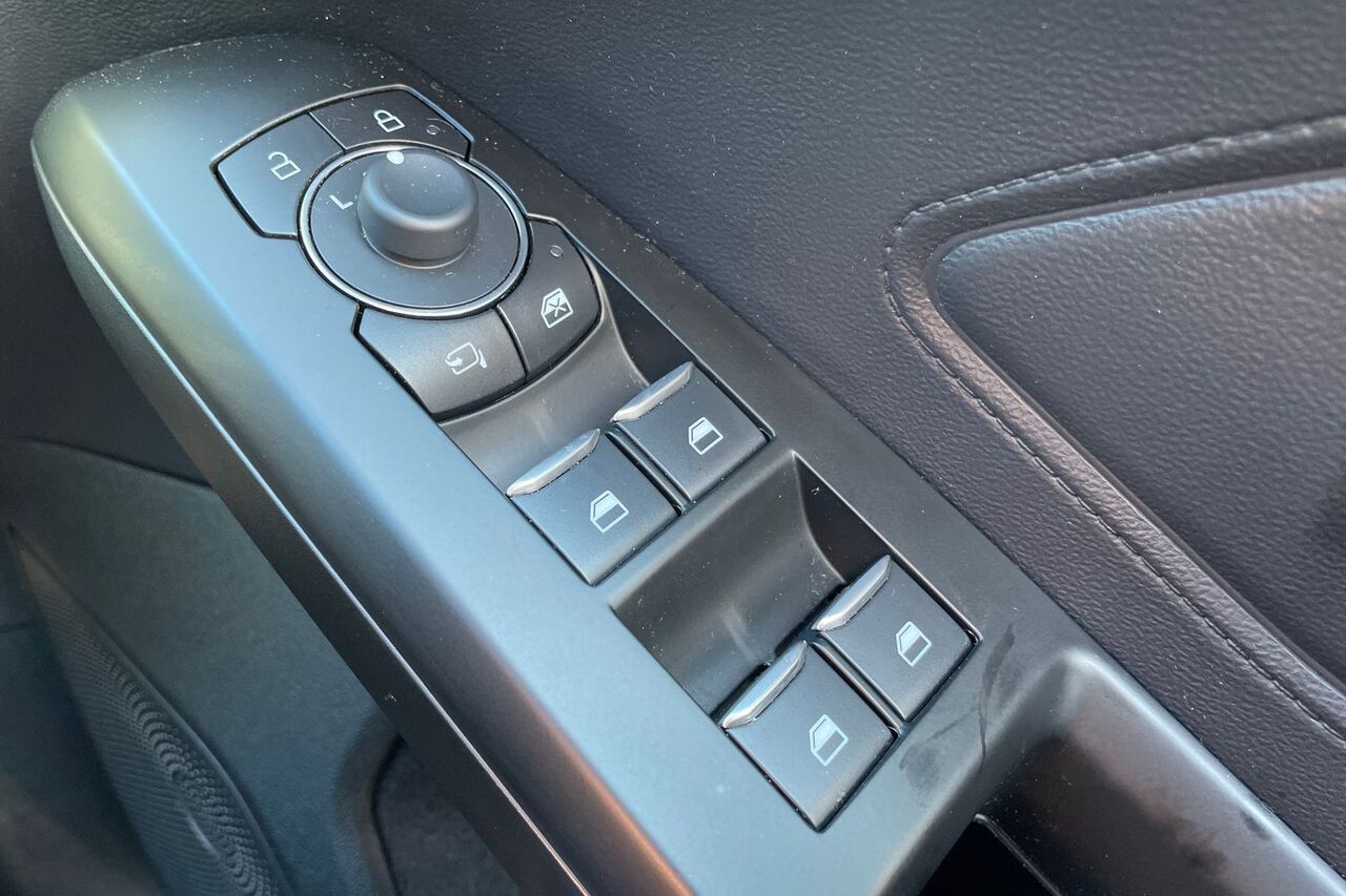 FORD FOCUS, , hi-res