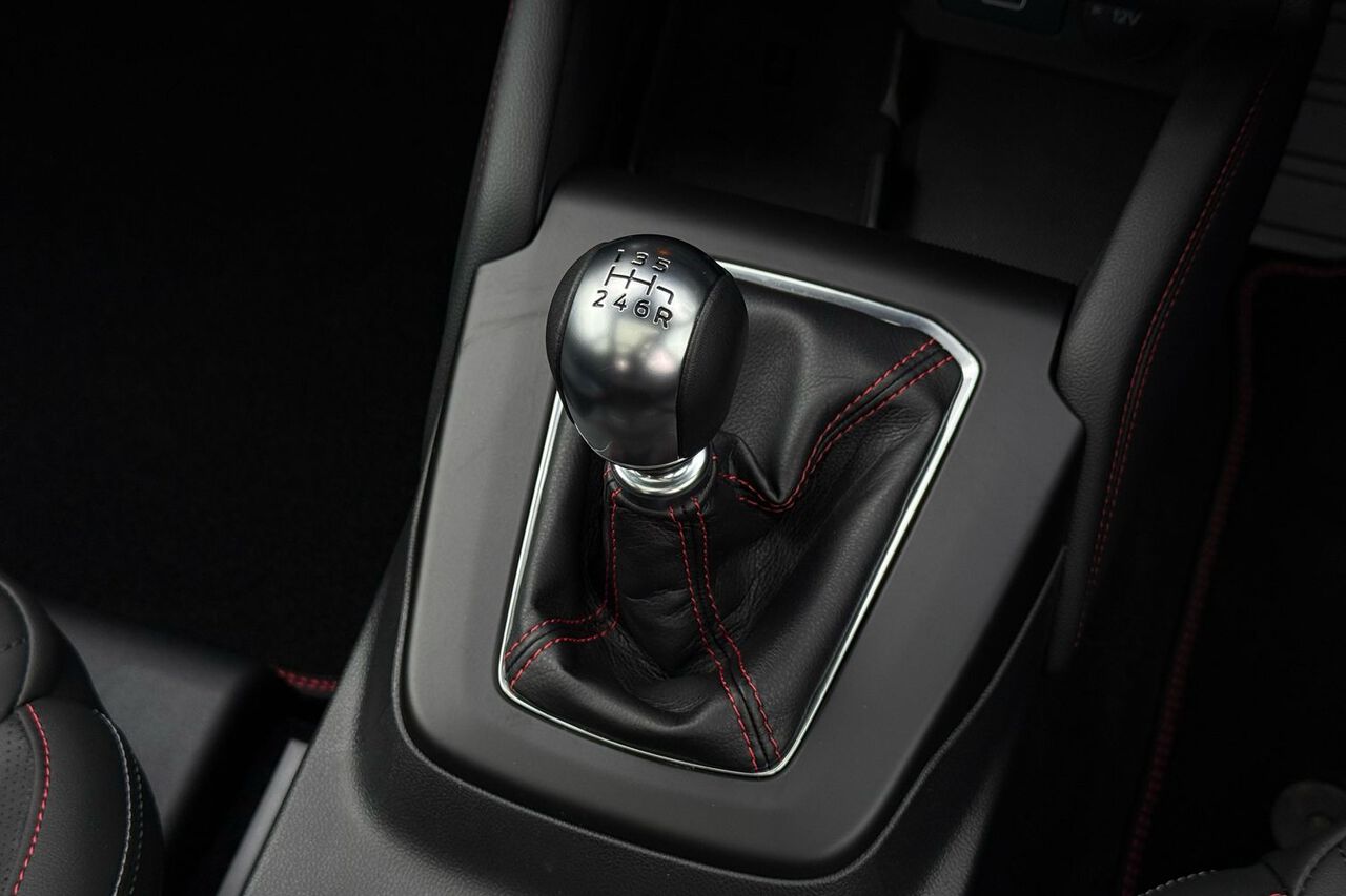 FORD FOCUS, , hi-res