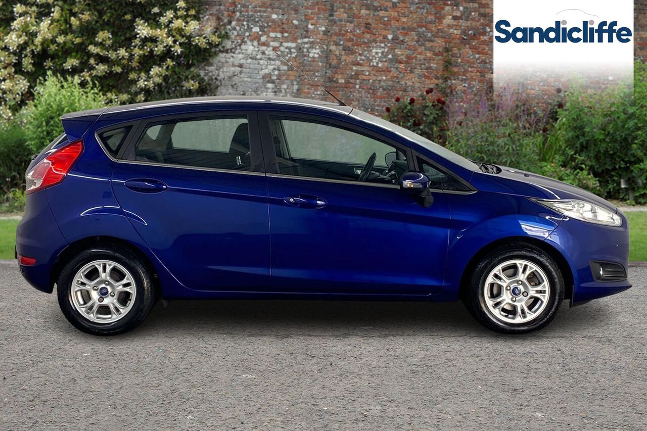 FORD FIESTA, , hi-res