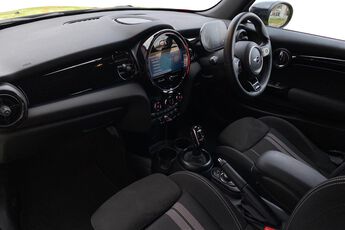MINI HATCHBACK, , hi-res