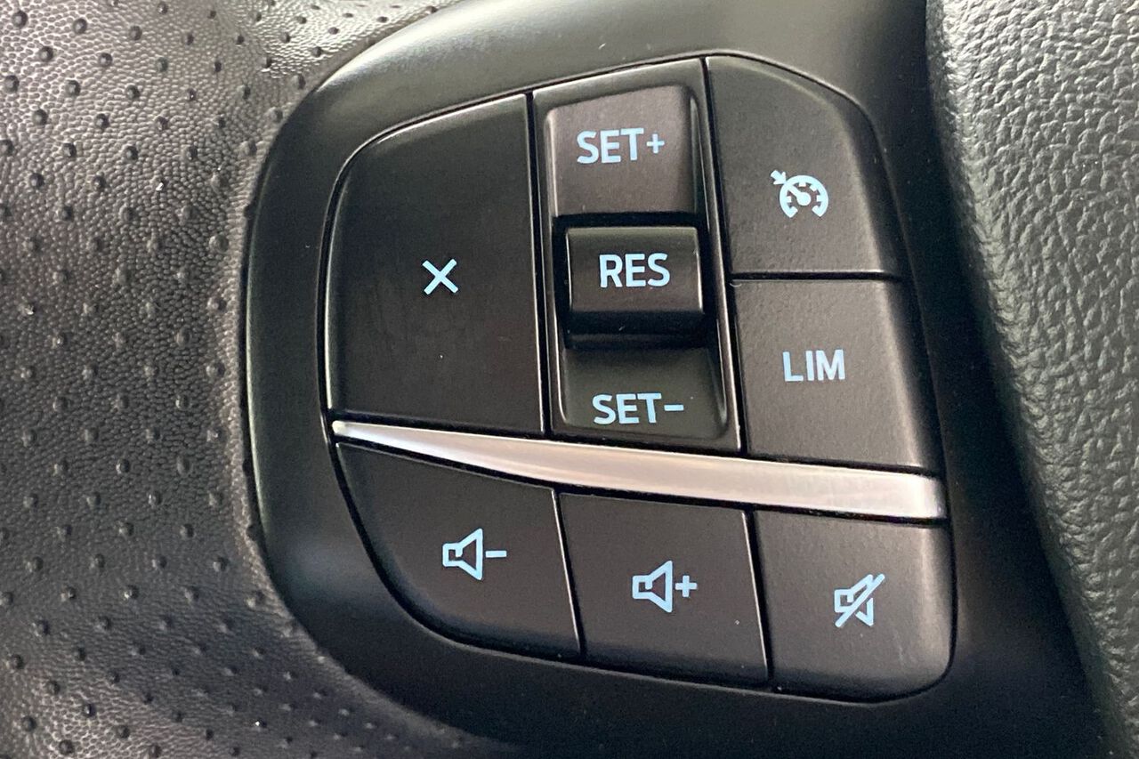 FORD KUGA, , hi-res