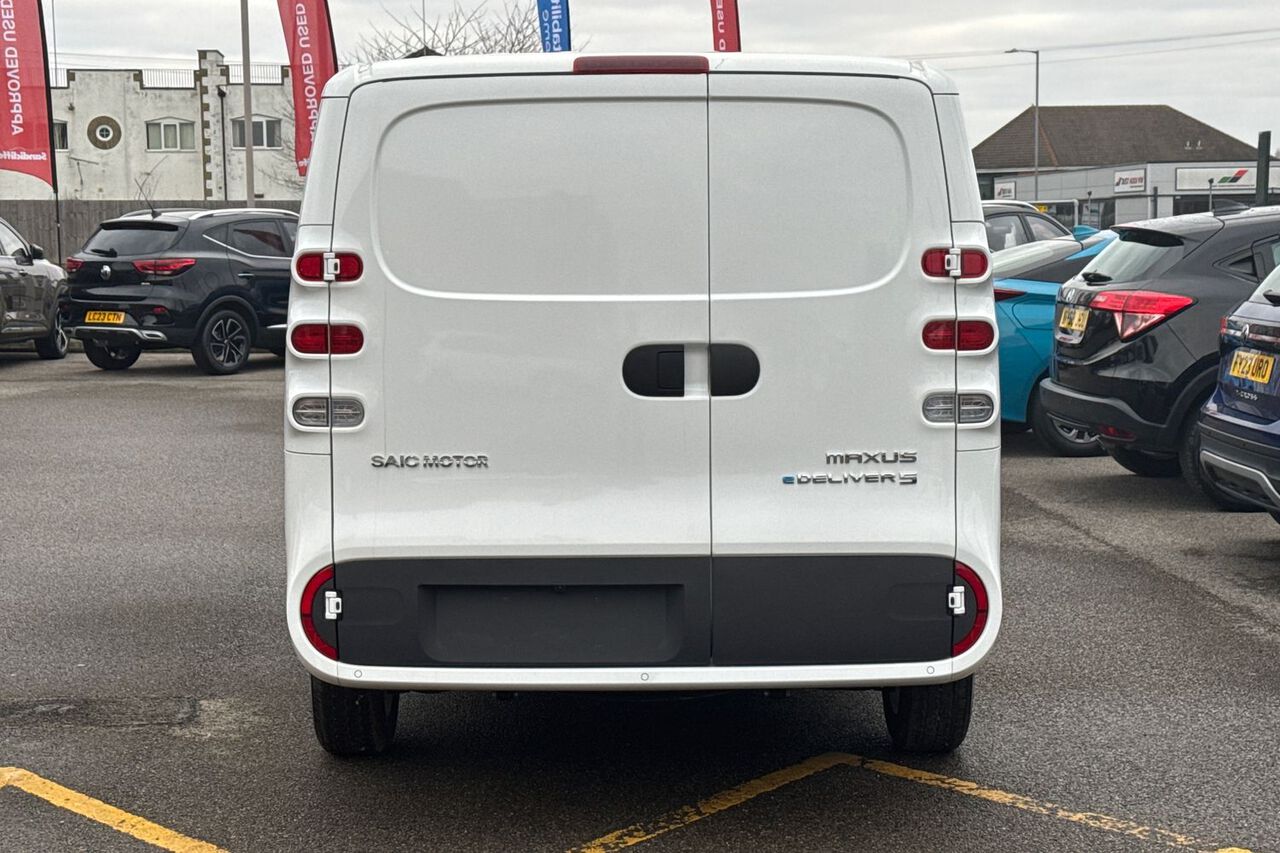 MAXUS DELIVER 5, , hi-res