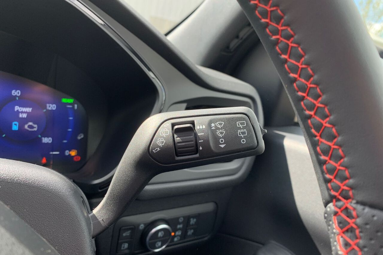 FORD KUGA, , hi-res