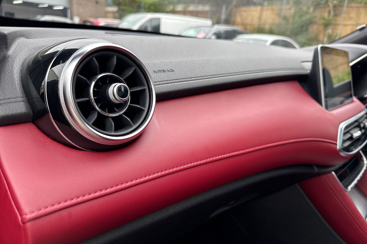 MG MOTOR UK HS, , hi-res