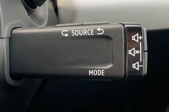 RENAULT CLIO, , hi-res