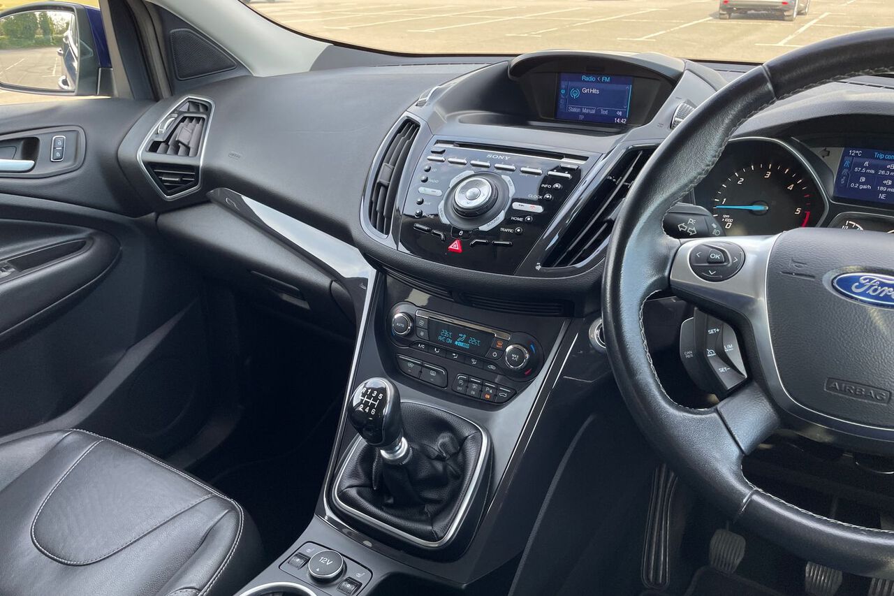 FORD KUGA, , hi-res