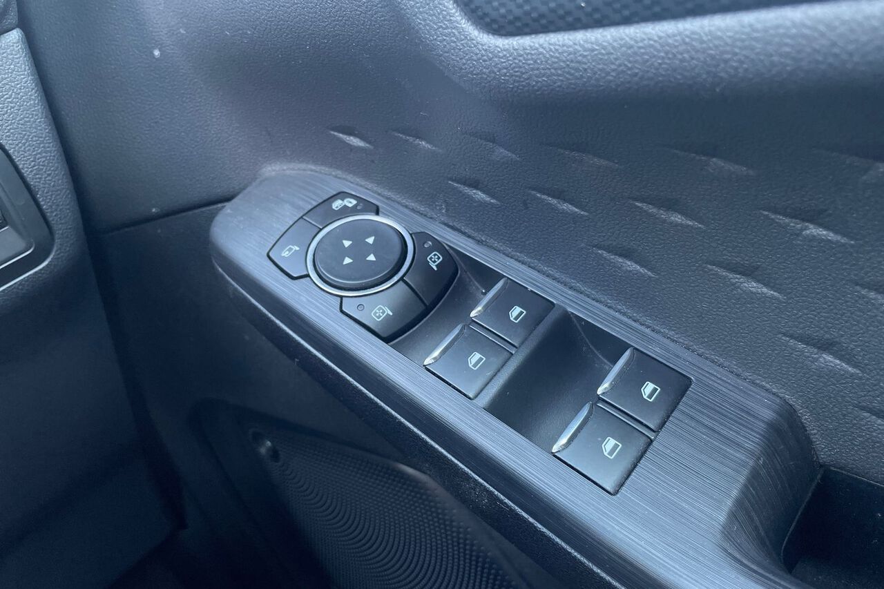 FORD KUGA, , hi-res