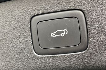 MG MOTOR UK HS, , hi-res