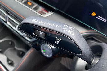 MG MOTOR UK HS, , hi-res