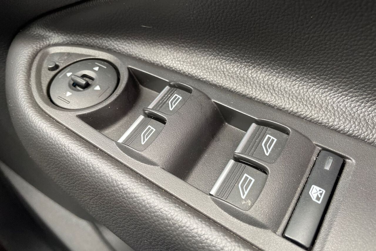 FORD KUGA, , hi-res
