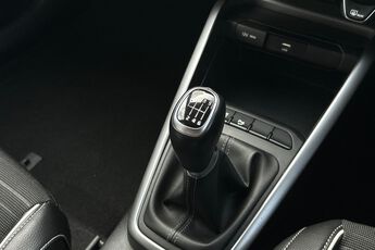 KIA STONIC, , hi-res