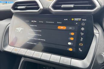 MG MOTOR UK ZS, , hi-res