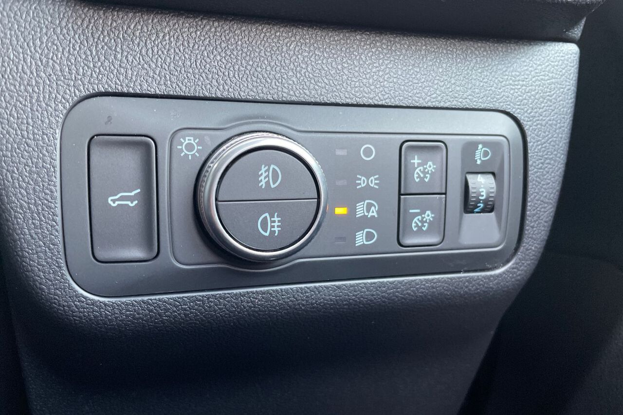 FORD KUGA, , hi-res