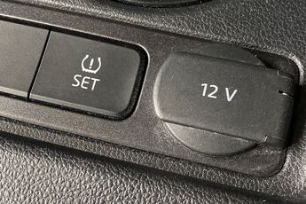 VOLKSWAGEN UP, , hi-res