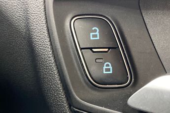 FORD KUGA, , hi-res