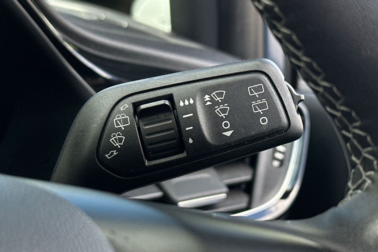 FORD FIESTA, , hi-res