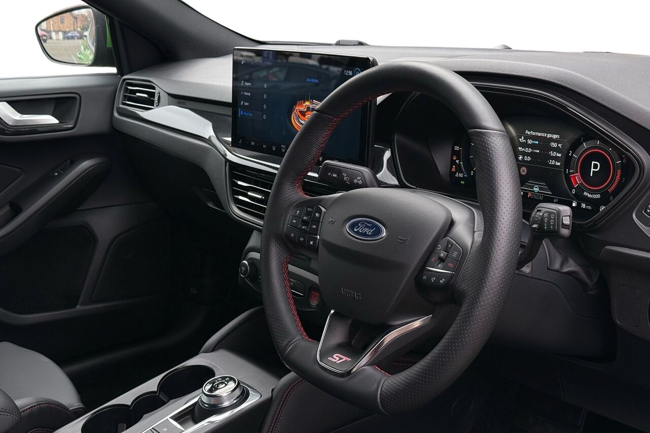FORD FOCUS, , hi-res
