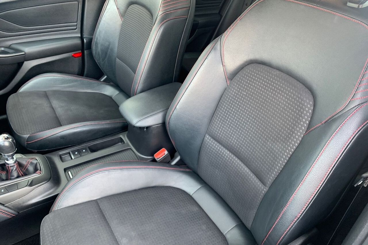 FORD FOCUS, , hi-res