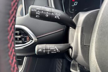 MG MOTOR UK HS, , hi-res