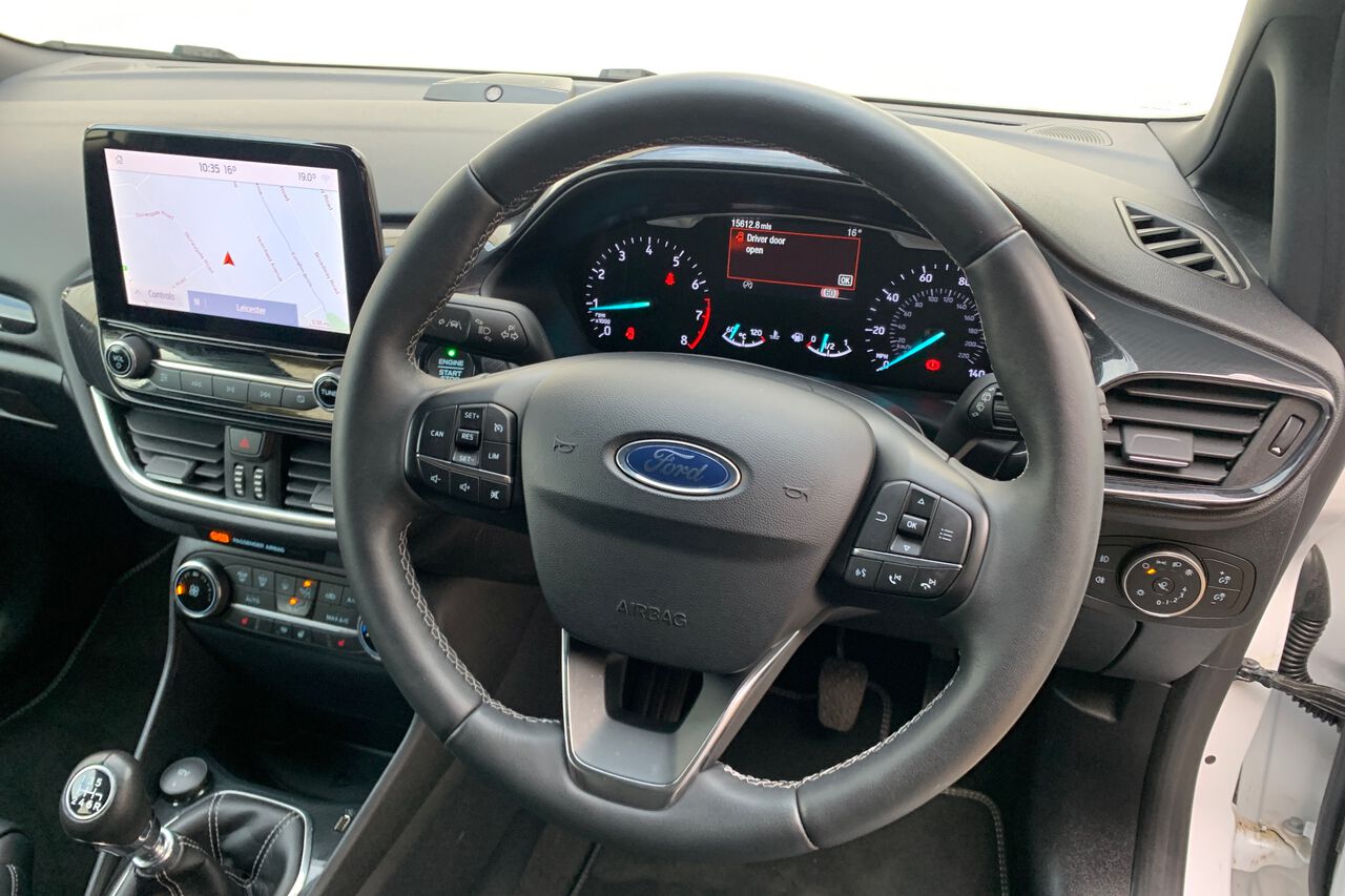 FORD FIESTA, , hi-res