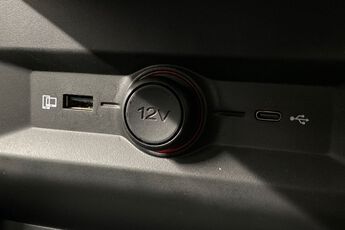 MG MOTOR UK MG4, , hi-res