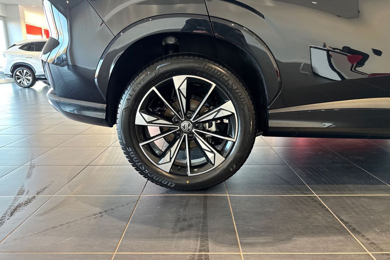 MG MOTOR UK HS, , hi-res