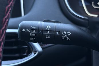MG MOTOR UK HS, , hi-res