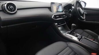 MG MOTOR UK HS, , hi-res