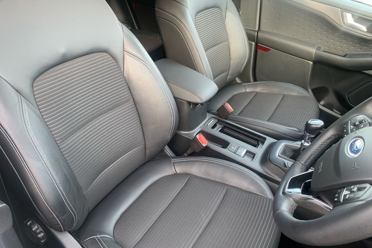 FORD KUGA, , hi-res