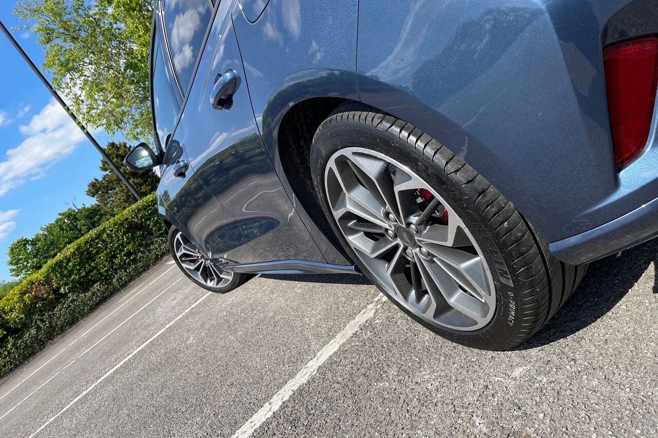 FORD FOCUS, , hi-res