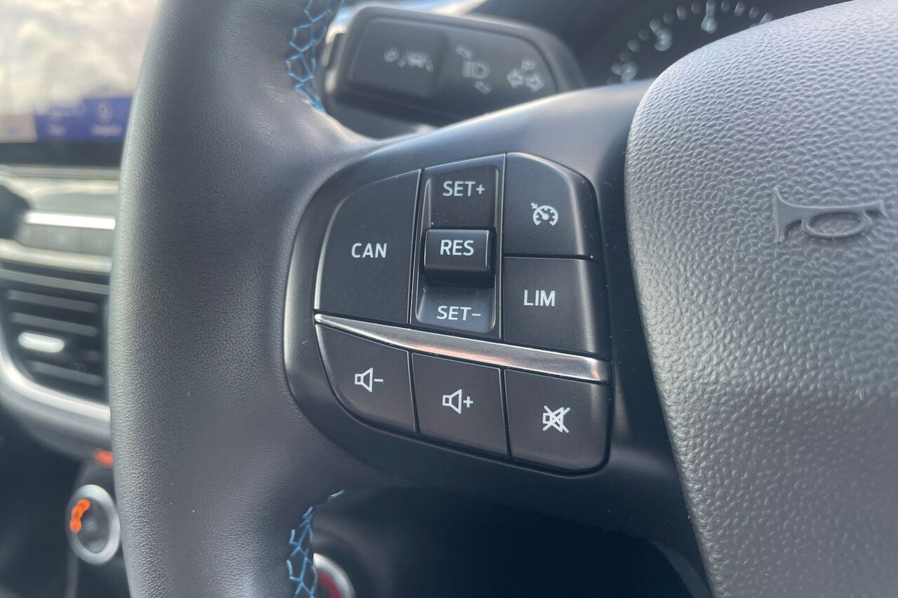 FORD FIESTA, , hi-res