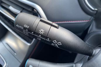 MG MOTOR UK HS, , hi-res