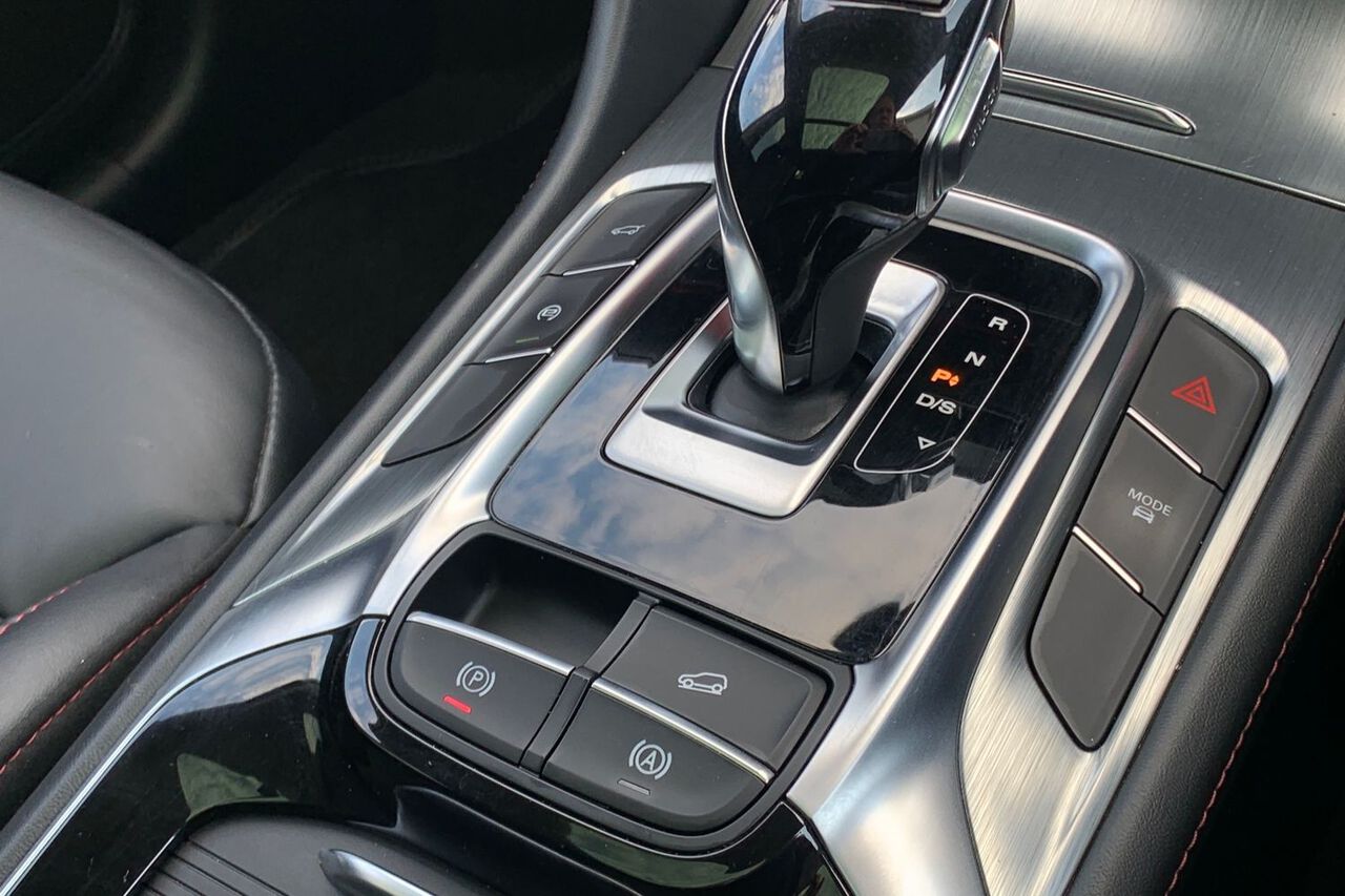 MG MOTOR UK HS, , hi-res