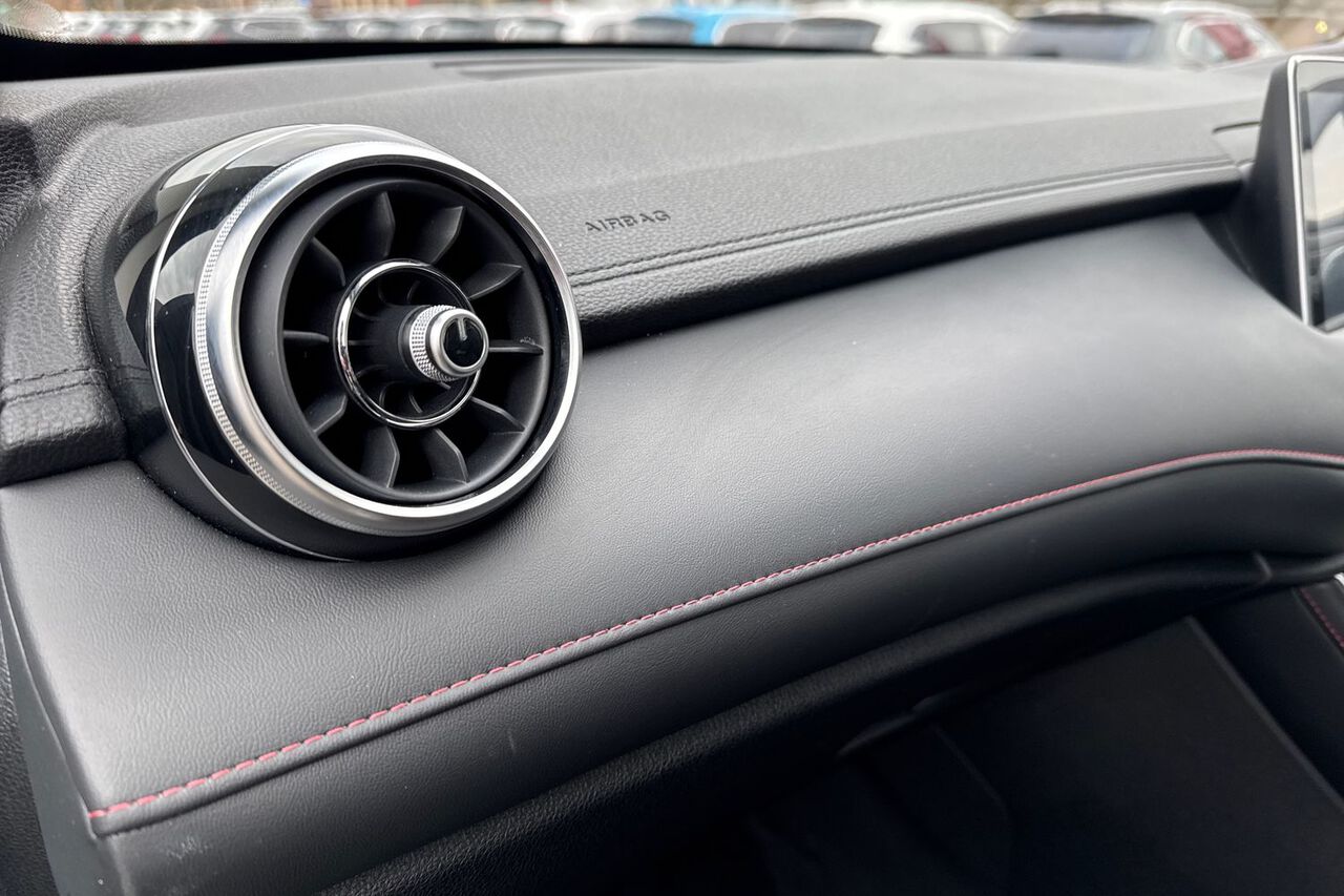 MG MOTOR UK HS, , hi-res