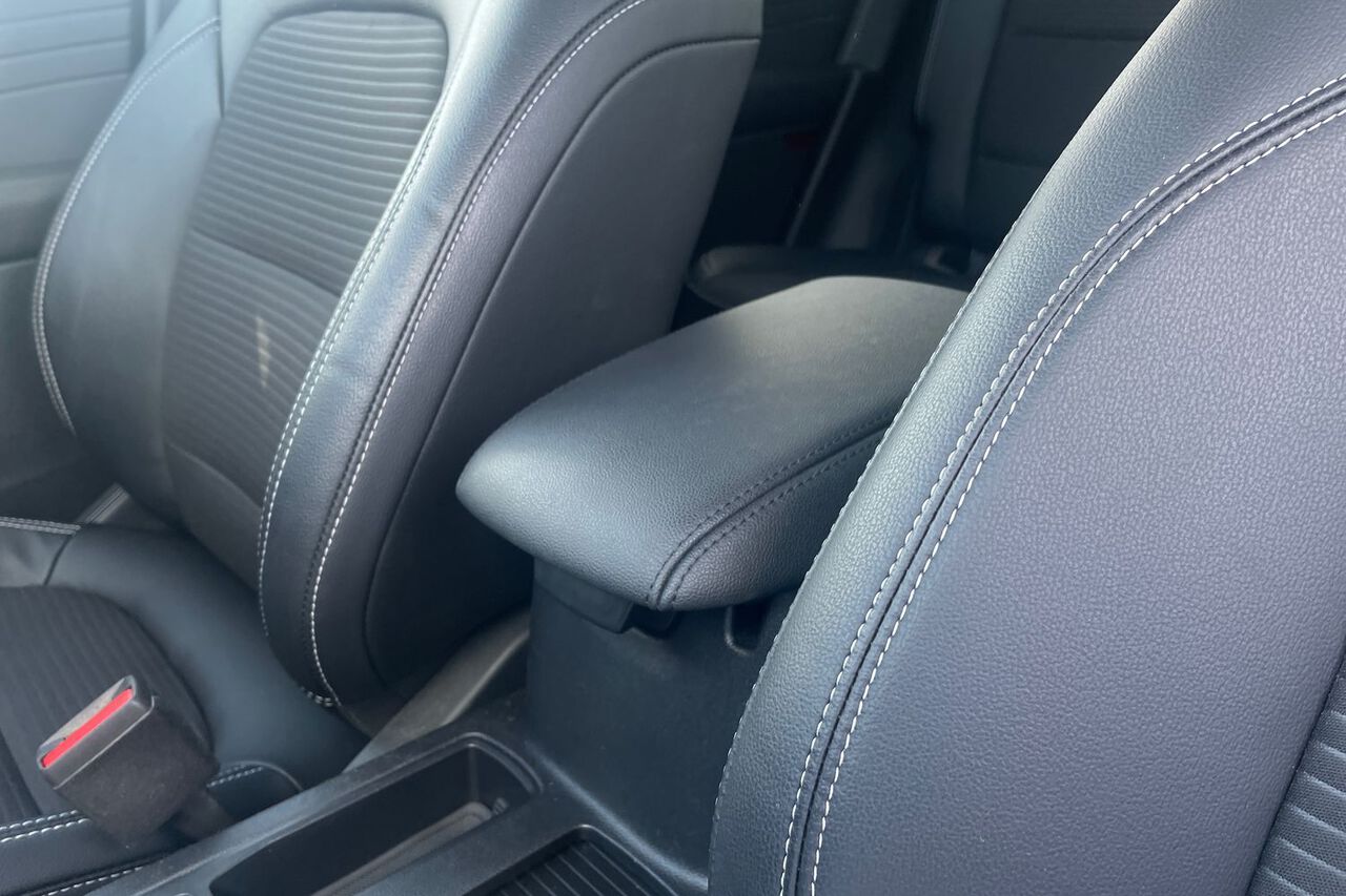 FORD KUGA, , hi-res