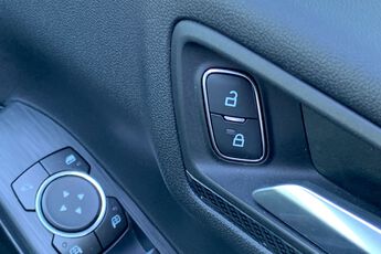 FORD KUGA, , hi-res