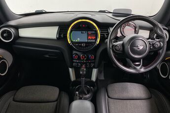MINI HATCHBACK, , hi-res