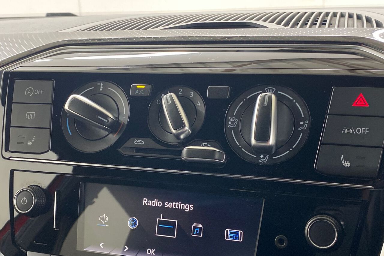 VOLKSWAGEN UP, , hi-res