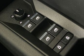AUDI Q4, , hi-res