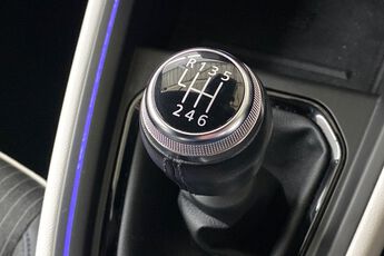 RENAULT CLIO, , hi-res