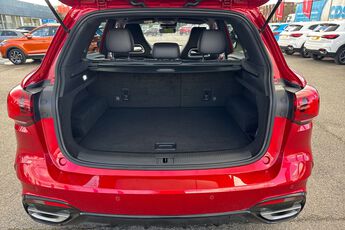 MG MOTOR UK HS, , hi-res