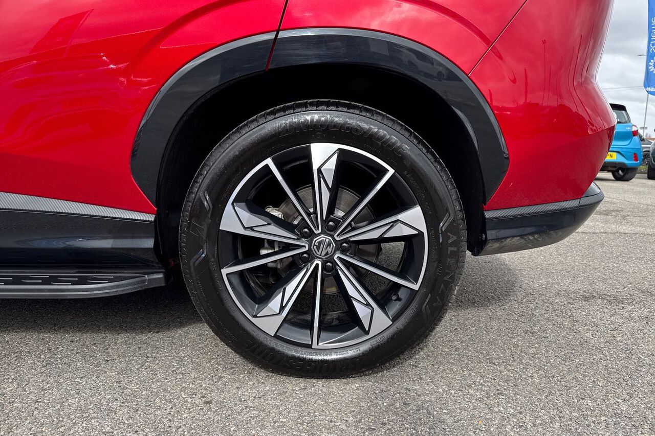 MG MOTOR UK HS, , hi-res