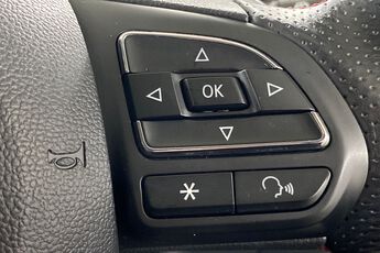 MG MOTOR UK HS, , hi-res