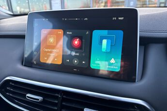 MG MOTOR UK HS, , hi-res