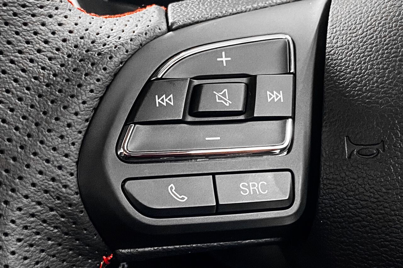 MG MOTOR UK HS, , hi-res