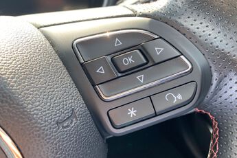 MG MOTOR UK HS, , hi-res