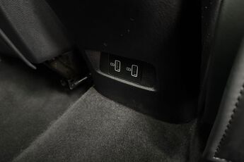MG MOTOR UK HS, , hi-res
