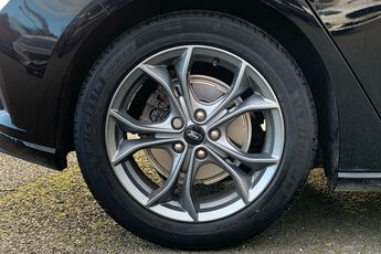 FORD FOCUS, , hi-res