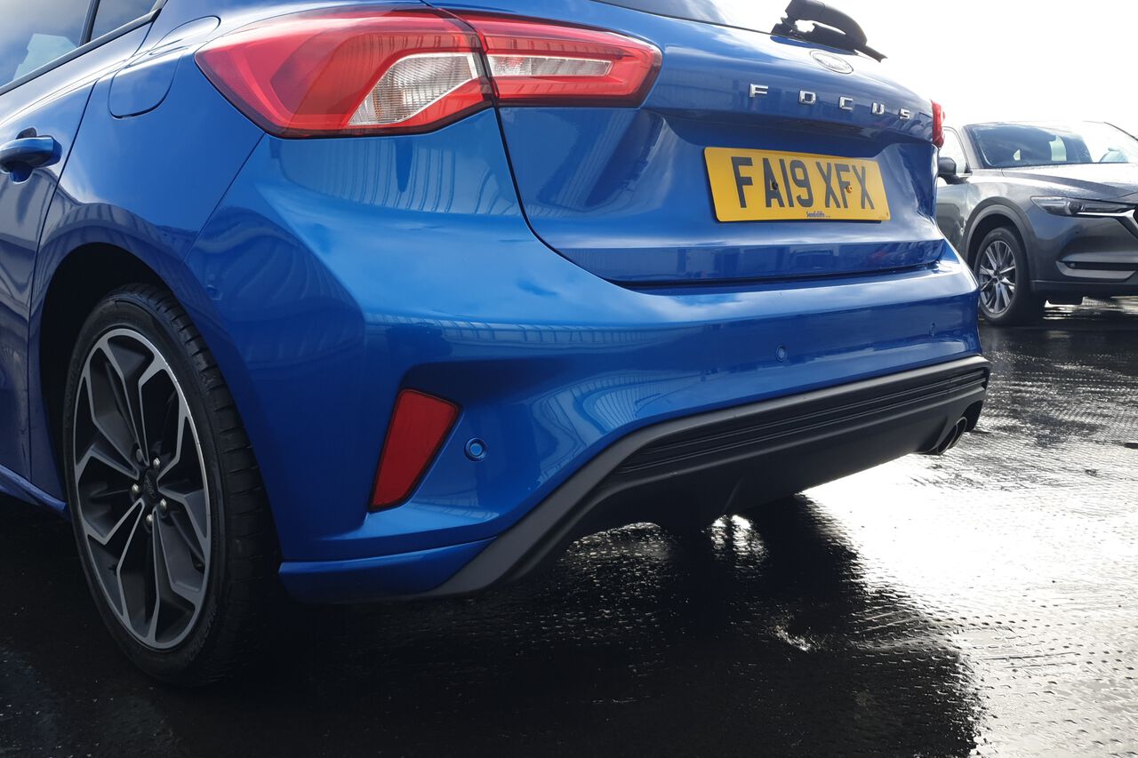 FORD FOCUS, , hi-res