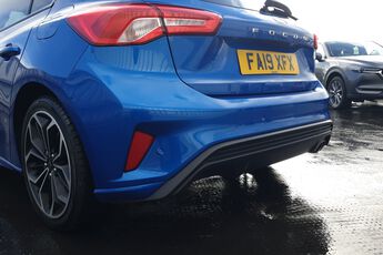 FORD FOCUS, , hi-res